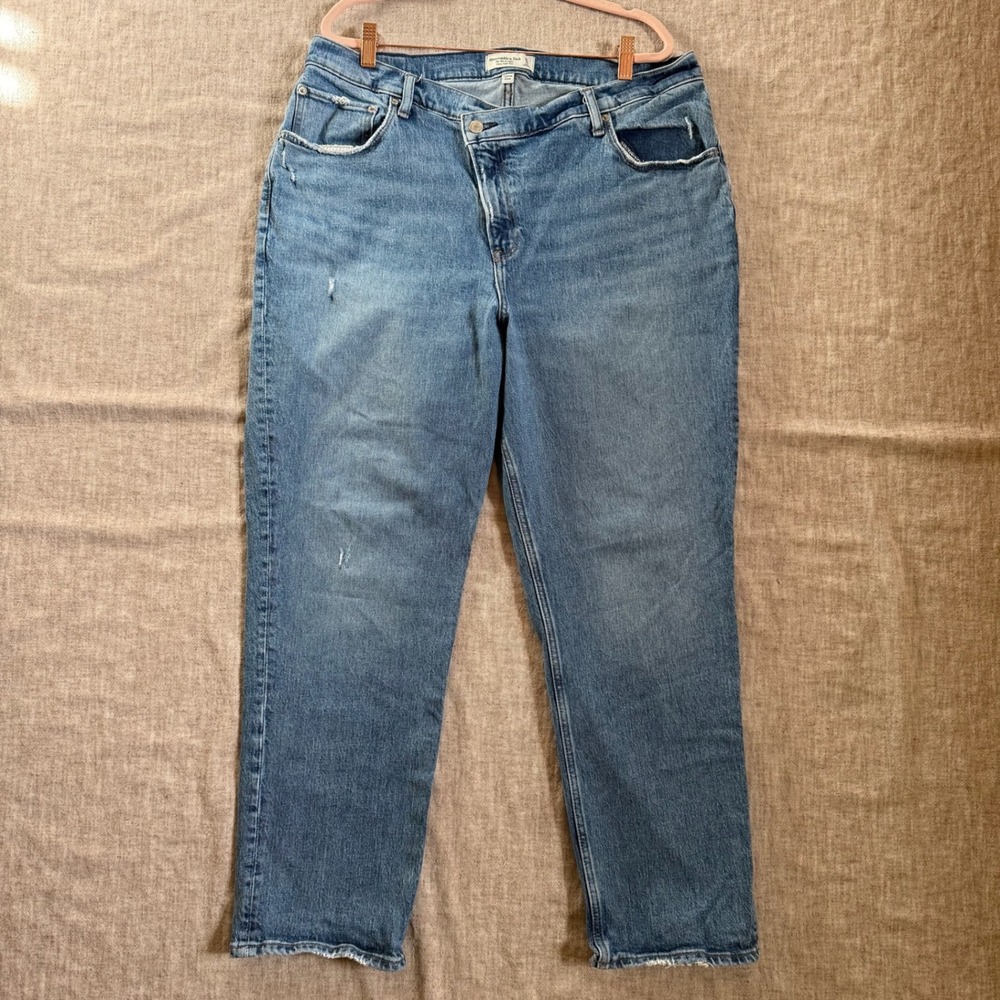 Abercrombie & Fitch 90s Straight Jeans 34 Short Blue Ultra High Rise Curve Love